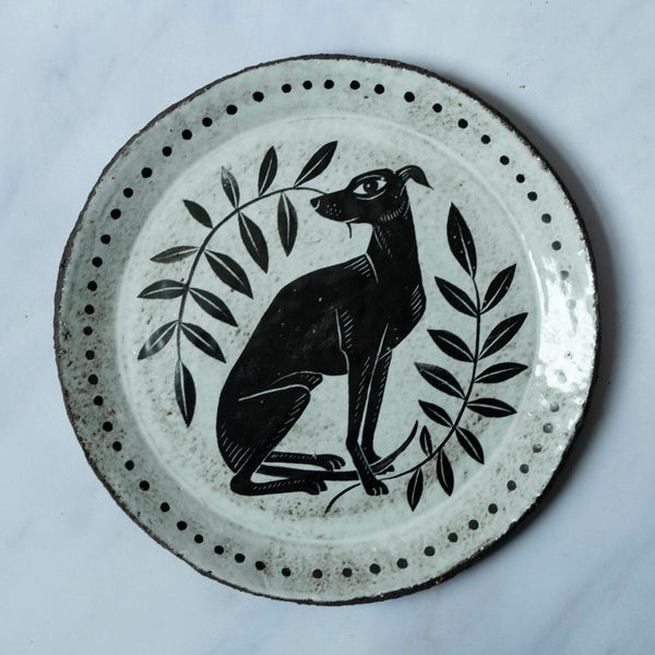Dog plate with leaves